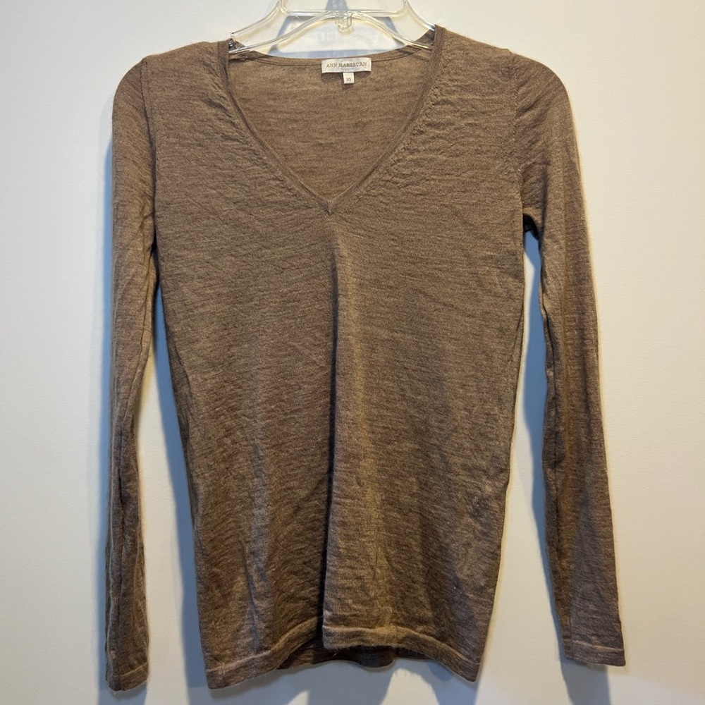 ANN MASHBURN V-Neck Long Sleeve 100 % Cashmere Sweater